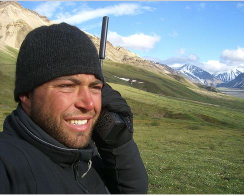 Turn iPhone or Android a Satellite Phone